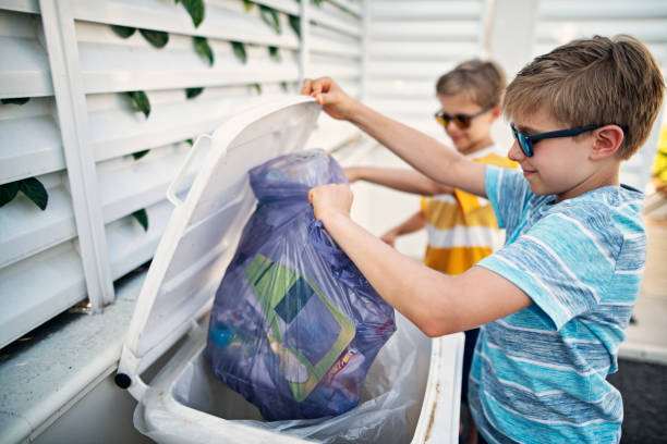 Best Construction Debris Removal  in Elida, OH